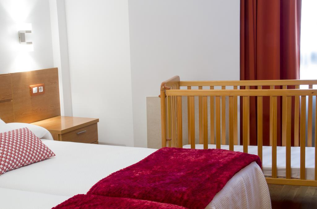 Apartamentos Cean Bermudez Gijón Exterior foto